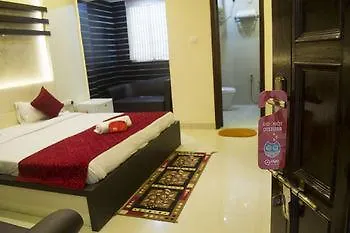 *** ホテル Oyo Rooms Sankat Mochan Temple バラナシ インド